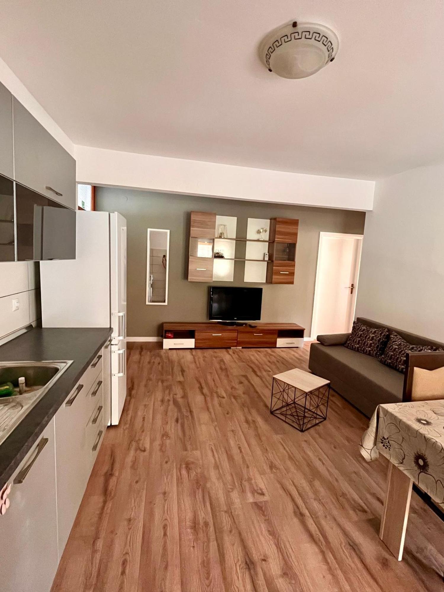 Apartments Jaska Супетарска Драга Екстериор снимка
